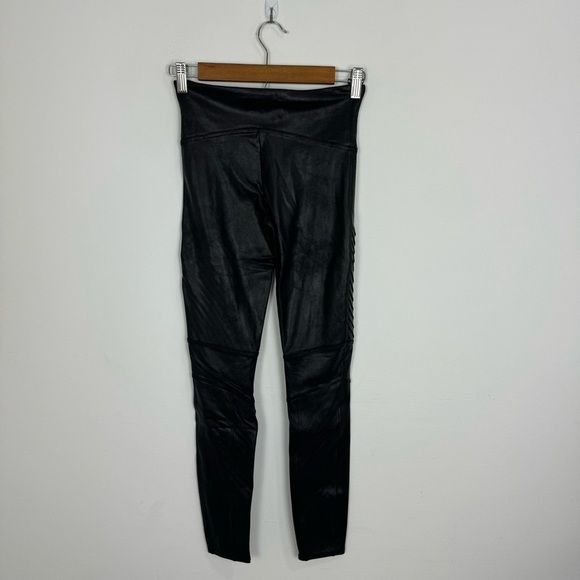 SPANX Faux Leather Moto Leggings Black Size Small Petite NWT - Picture 5 of 15